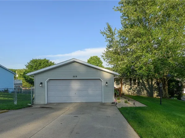 259 16th St NE, New Philadelphia, OH 44663