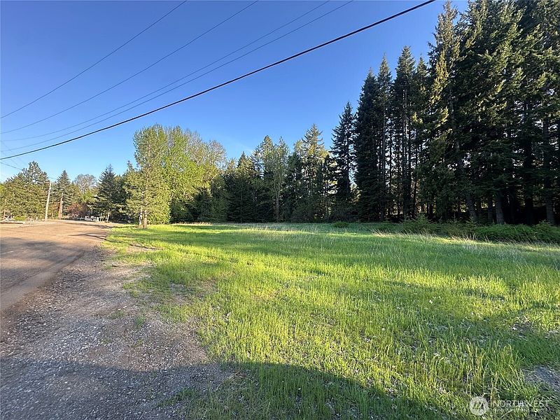 2nd image of 2501 Hundley Road