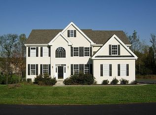 321 Sherer Dr, Lincoln University, PA 19352