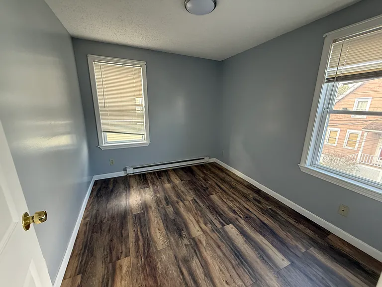 18 Meadow St #2 — Photo 5