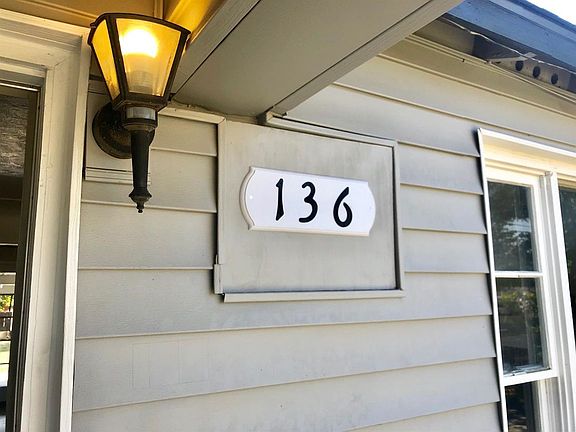 3rd image of 136 S Garfield Ave