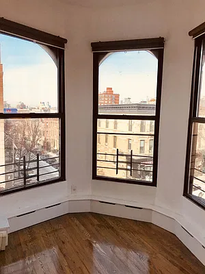 Rented by Real Broker NY LLC | media 6