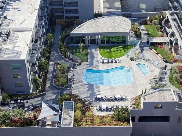 901 S Flower St, Los Angeles, CA
