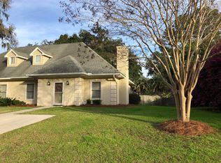 423 Joshua Ct, Beaufort, SC 29902