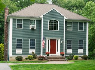 5 Salem St, North Reading, MA 01864