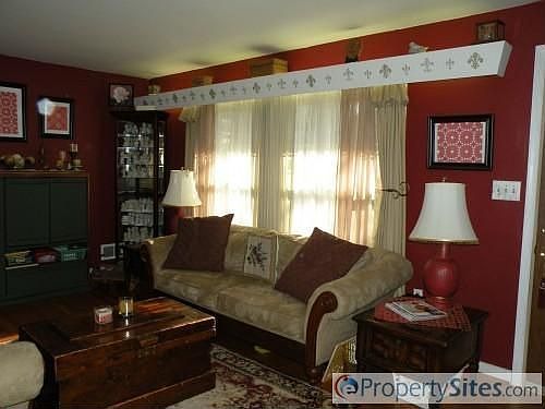 3rd image of 2412 Maycrest St NW