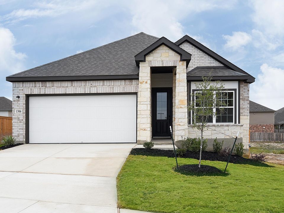 Arcadia Ridge - Sycamore Interior Image 1