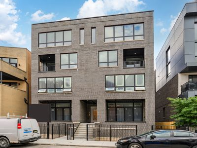 1533 W Fry St #2E, Chicago, IL, 60642