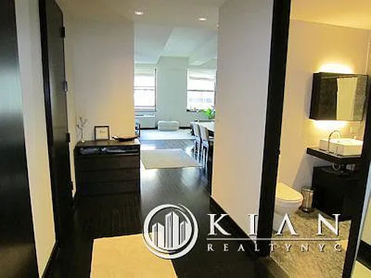 Rented by Kian Realty | media 5
