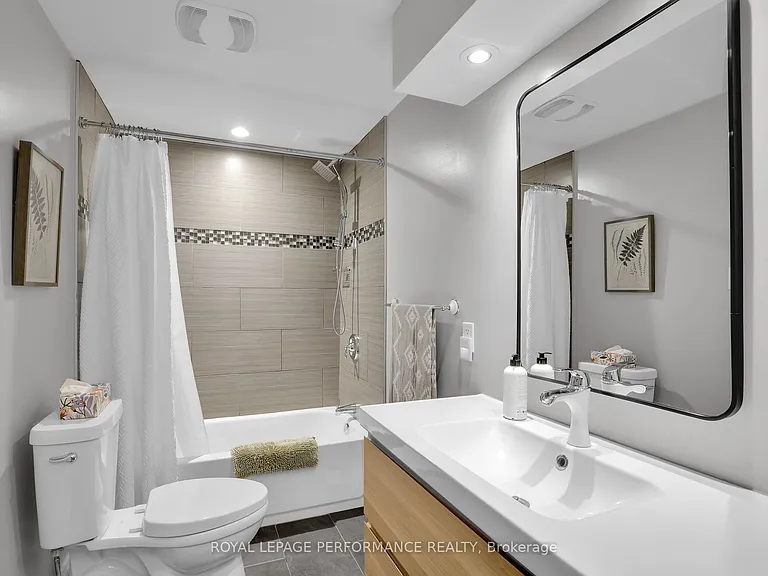 165 Laval St #165 — Photo 19