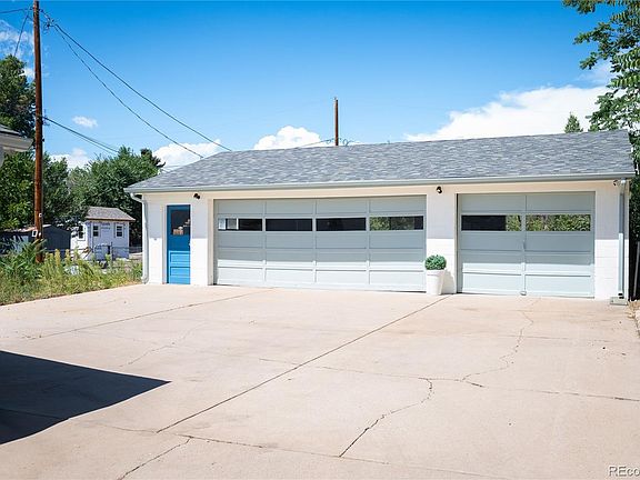 3rd image of 5539 W 32nd Avenue
