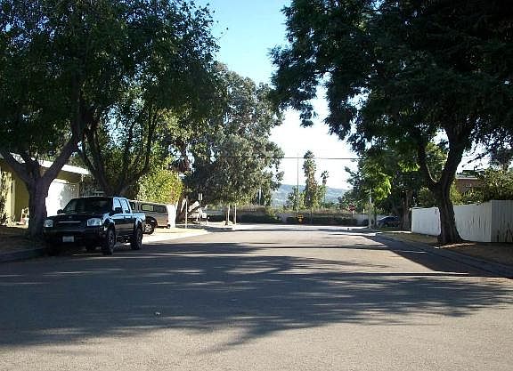 3rd image of 2418 E Mardina St
