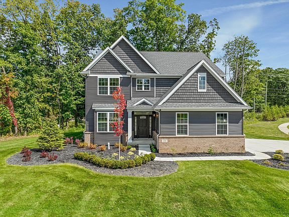 2nd image of 359 Amelia Cir