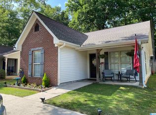 9514 Brook Forest Cir, Helena, AL 35080