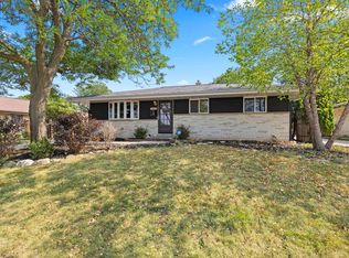 1409 W Wanda AVENUE, Milwaukee, WI 53221