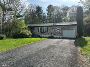 415 Forest Inn Rd, Lehighton, PA 18235