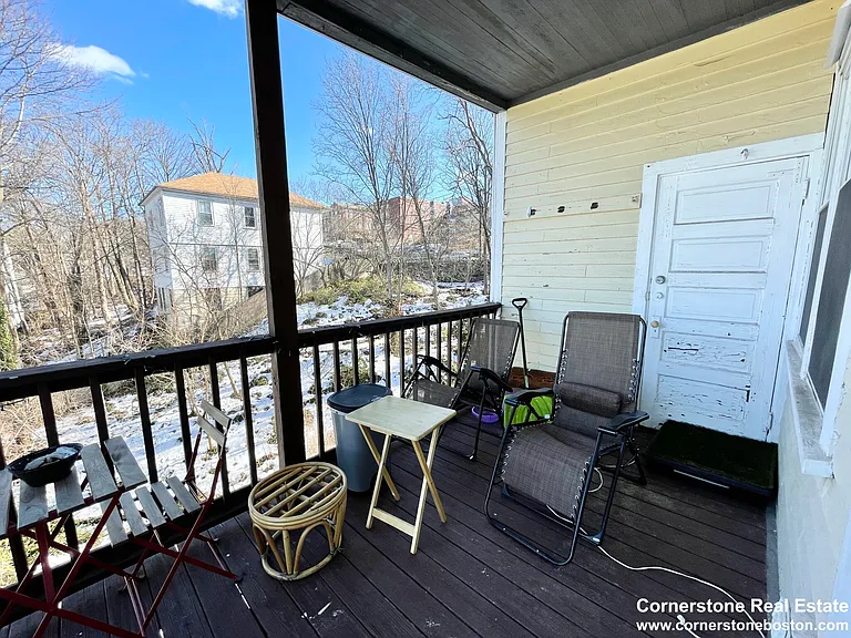 18 Sunset St #3 — Photo 15