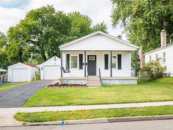 3rd image of 3620 Mesmer Ave
