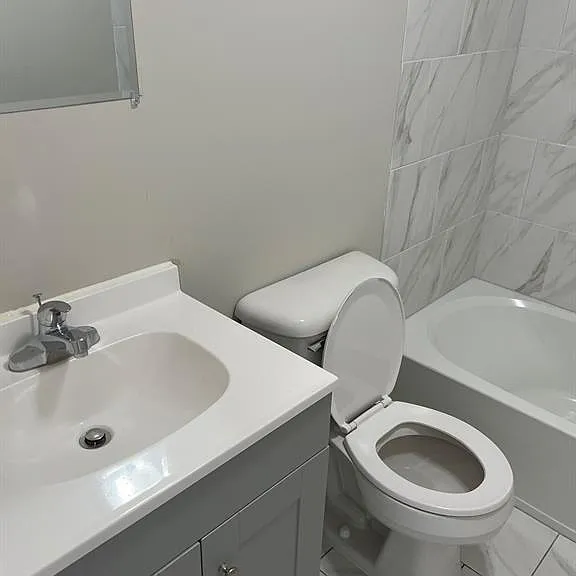 26 Wabash St #3 — Photo 11
