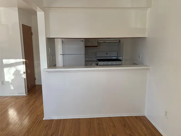 35314 Tall Oaks Dr — Photo 6