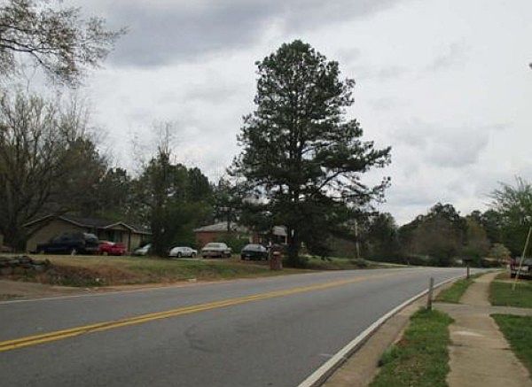 2nd image of 112 Belk Rd