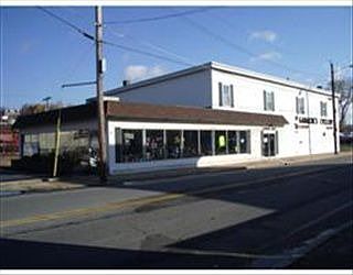 5th image of 65 Laurel St