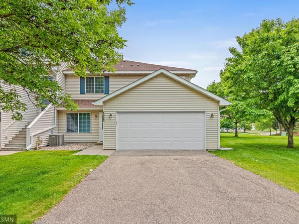 4923 Grenwich Pl N, Oakdale, MN 55128