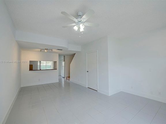 4th image of 16661 Hemingway Dr #16661