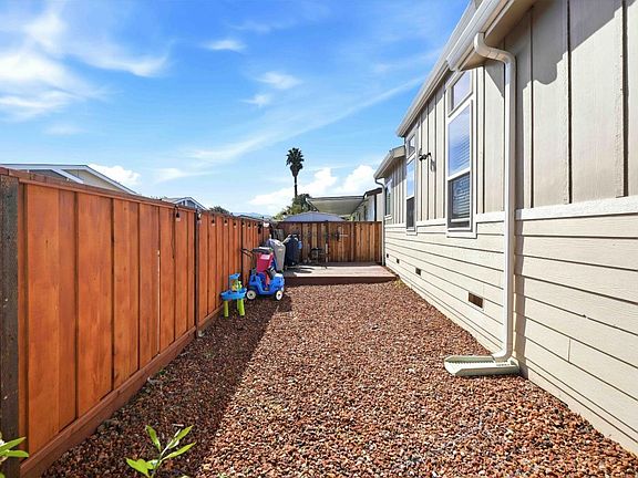 3rd image of 6130 Monterey Rd #203