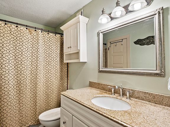 5th image of 485 Gulf Shore Dr Unit 103