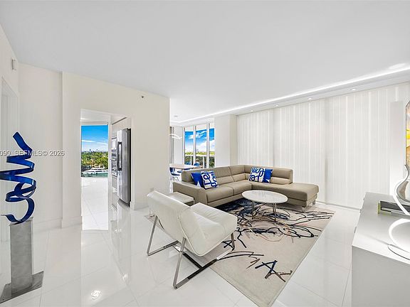 3rd image of 4779 Collins Ave APT 907
