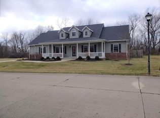 3637 Autumn Ridge Rd, Terre Haute, IN 47802