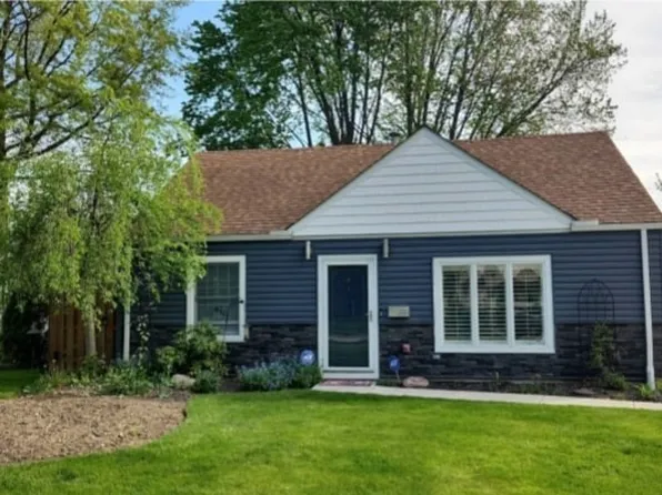 670 Wesley Dr, Berea, OH 44017