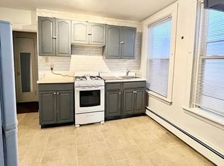 8 Parker Hill Ave APT 3, Boston, MA 02120
