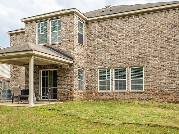 4th image of 235 Laramie Cir NW