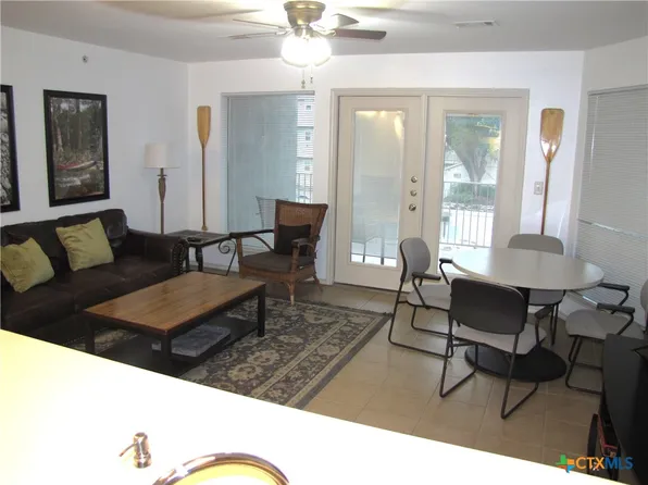 730 E Mather St Unit J203, New Braunfels, TX 78130