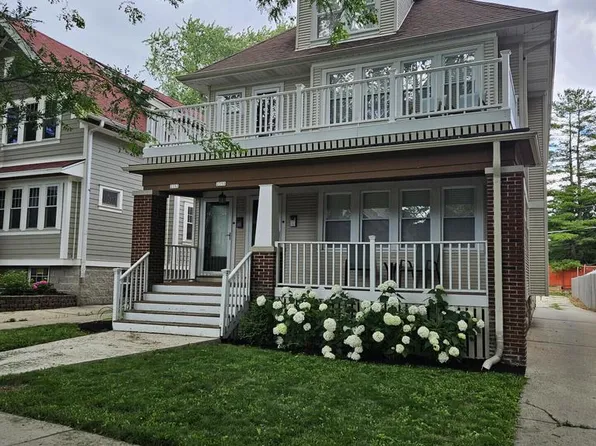 2350 North 65th STREET, Milwaukee, WI 53213
