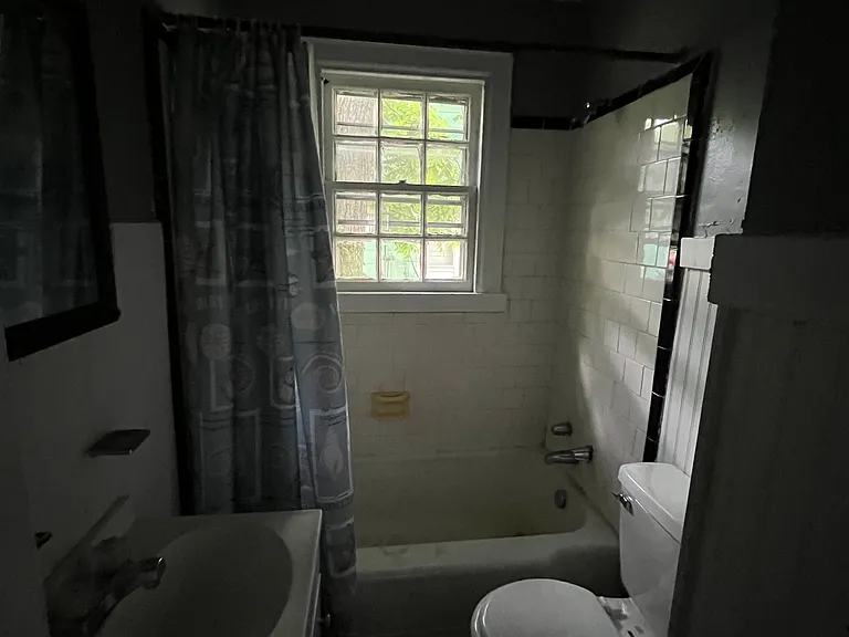 1511 Old Snow Hill Rd — Photo 5
