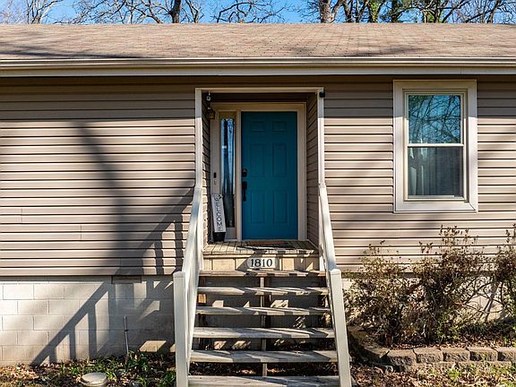 4th image of 1810 Snow Ln