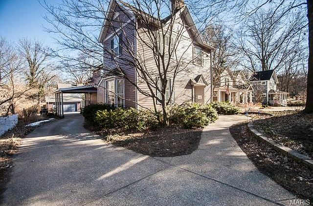 2nd image of 118 S Gore Ave