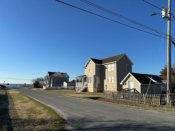2nd image of 7305 Grace St