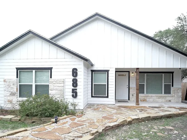 685 Ridgerock Dr, Canyon Lake, TX 78133