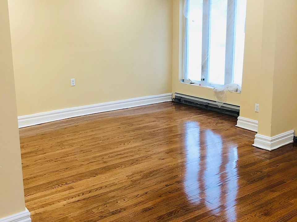1st image of 96 N Bergen Pl