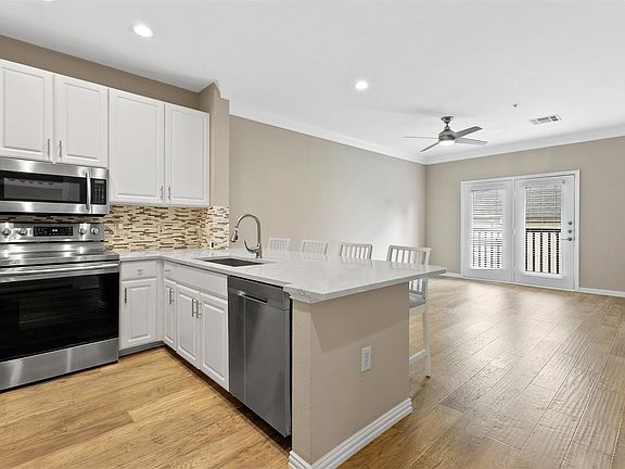 3rd image of 2400 McCue Rd APT 312