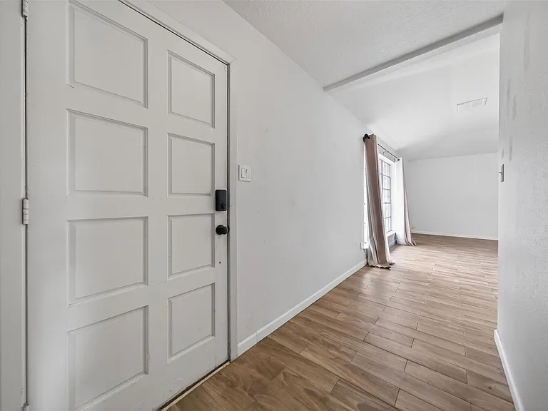 17002 Dew Drop Ln — Photo 12
