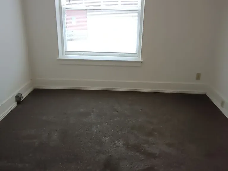 Blackstone Apartments — Photo 16