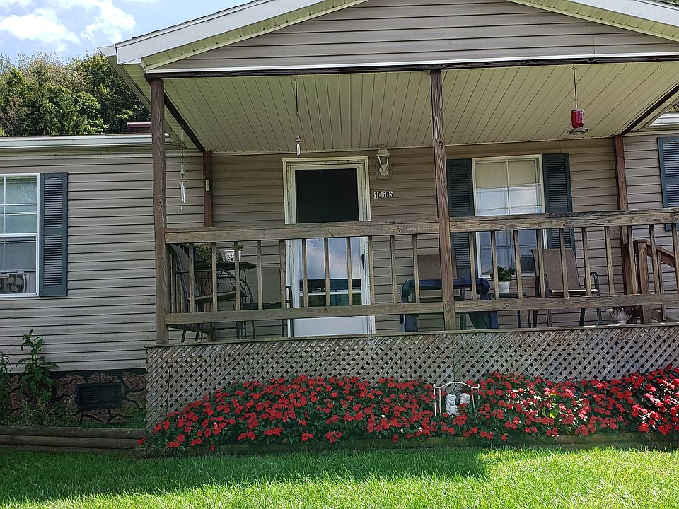 Front door entrance/porch
