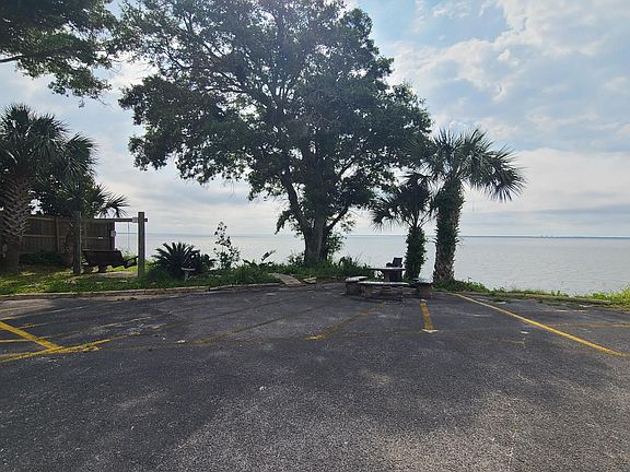 4th image of 600 Scenic Hwy APT 217