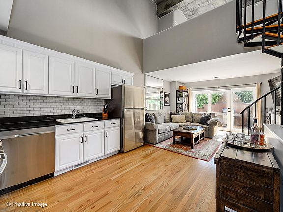 5th image of 1448 N Orleans St APT 2A