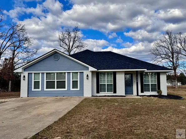 194 County Road 1720, Mount Pleasant, TX 75455